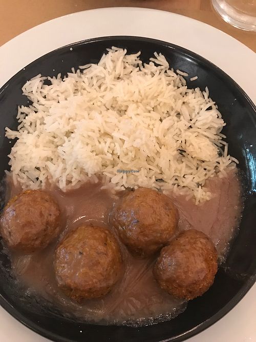 Soy & Tahini Meatballs at Organic's in Sevilla