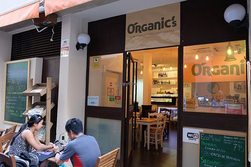 Exterior at Organic's in Sevilla
