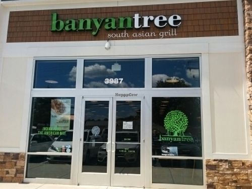 Entrance at Banyan Tree South Asian Grill in Fairfax