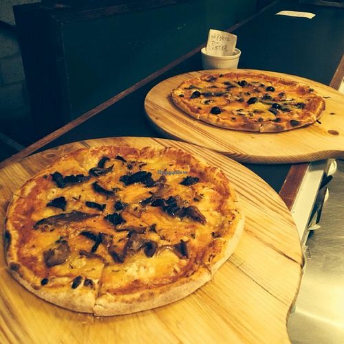 Vegan sourdough ‪‎pizzas‬ at Dead Wax Social in Brighton