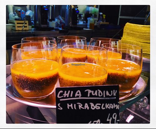 CHIA PUDINK :) at GF Cafe in Prague