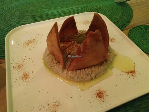 Hommus at Noah's Falafel House in Mexico City