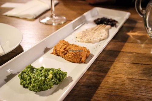 tapas - pestos from dried tomatoes, rocket and caramelised onions at Incruenti in Prague