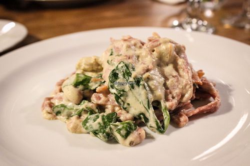 tagliatelle with cream sauce, spinach, smoked carrot "salmon" and herb ricotta at Incruenti in Prague
