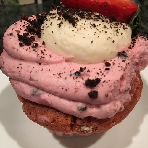 strawberry Shortcake at Nora Cupcake in West Hartford