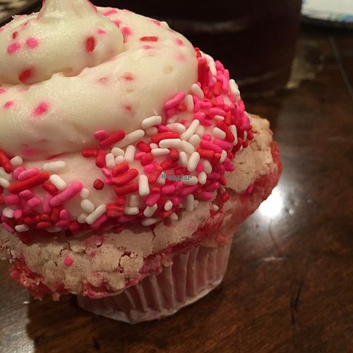 Valentine's Day at Nora Cupcake in West Hartford