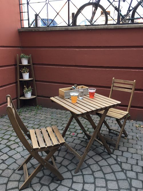 outside patio at Raw Eatery & Market in Calgary