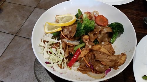 Vegan pad Thai at Naga Thai Bistro in Elk Grove