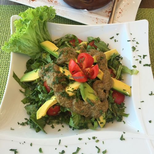 avocado salad  at Sea Vibe in Santorini