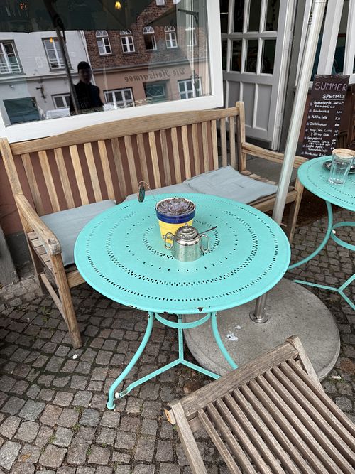 outside  at Marae - Kaffee & Zauberei in Luebeck