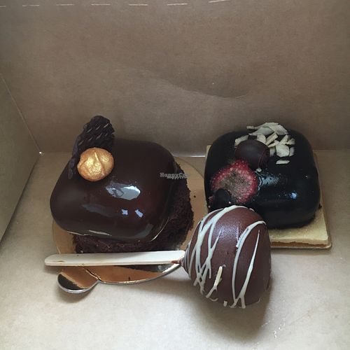 Desserts at Fristelse Cafe in Oslo