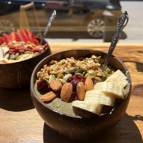 Bol Le Matcha at Belem Cafe & Yoga in Montreal