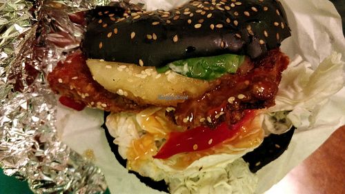 burger with black bread at Hood - Konyushennaya in St Petersburg