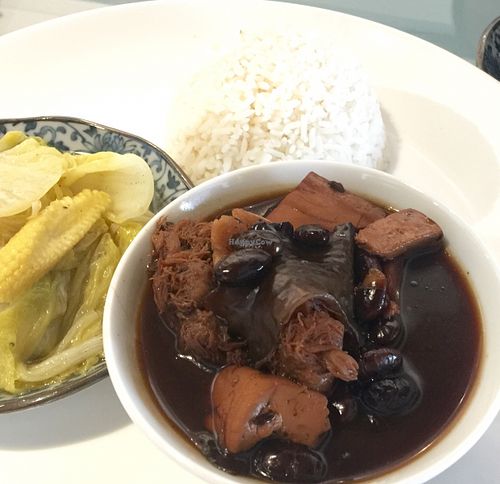 braised vinegar pork at Mori Tea House and Residence in Malacca