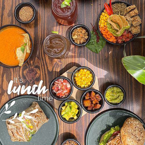 Almuerzos green at Burger Green  in Pereira