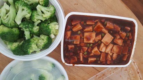 Mo po tofu & steamed broccoli  at China Wok in New Port Richey
