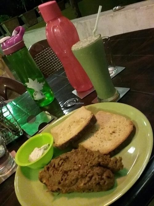 Vegan omelette (made with sprouted grains) and green smoothie at Veganza Cafe in Auroville