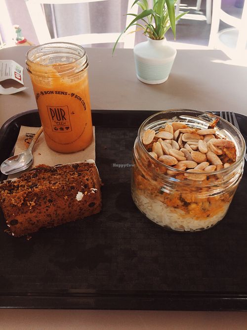 Vegan Mafé, pumpkin cake and fresh juice at PUR etc Strasbourg-Malraux in Strasbourg