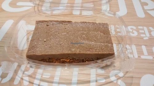 Banana cake at rawcoco in La Rochelle