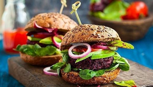 vegan burger at Zielony Bar in Rumia