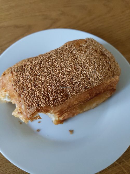 One of their clearly marked vegan pastries! (I forget what it's called😩) at Det Rene Brød - Kronprinsessegade in Copenhagen