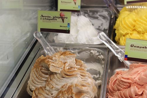 Rice, ginger, cinnamon vegan gelato at Manna Gelats in Barcelona