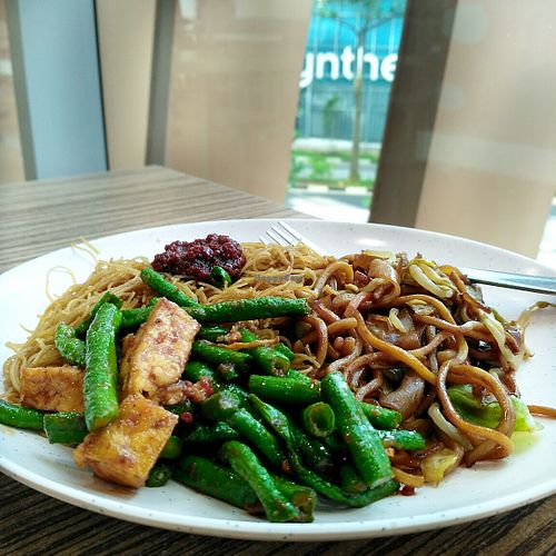 Breakfast - Noodle & Bee Hoon with 1 dish at SuManYuan - Fusionopolis  in Central Singapore