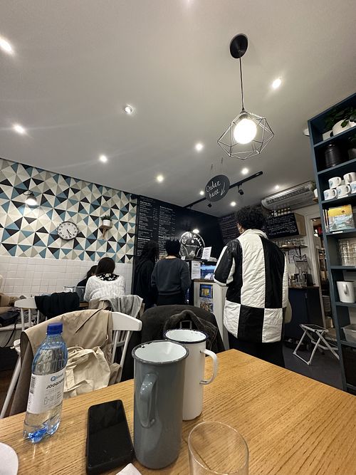 Interior  at Cloud Cakes - Mandar in Paris