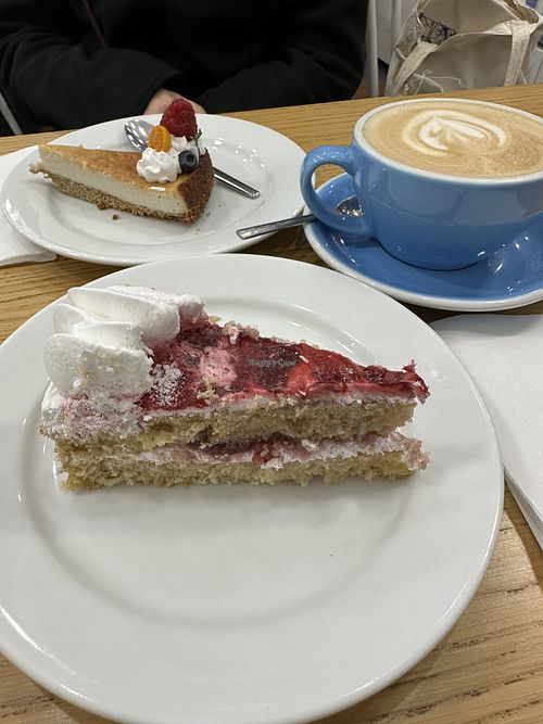 Cakes  at Cloud Cakes - Mandar in Paris