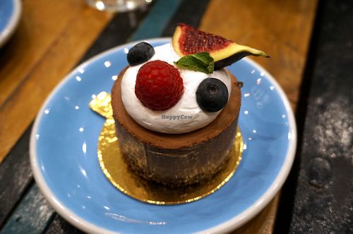 Raw Chocolate Cake at Cloud Cakes - Mandar in Paris