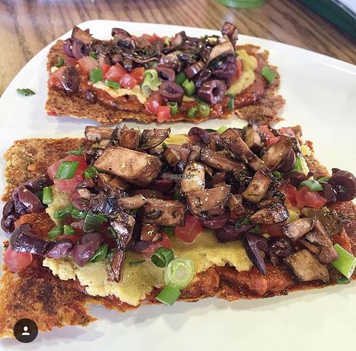 Raw vegan pizza at Greens and Proteins - Decatur in Las Vegas