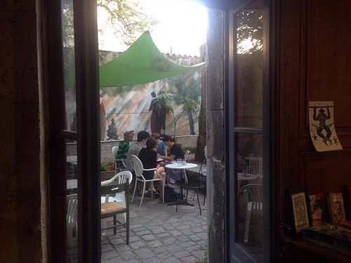 Cosy garden at Phenix in Angouleme