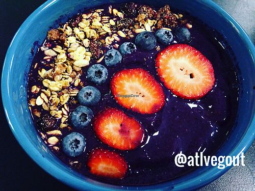 acai bowl  at Cool Breeze Smoothie & Juice Bar in Stone Mountain
