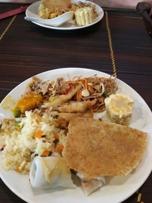 plate of food at An Phuc Chay Tinh Ngiep in Ba Dinh