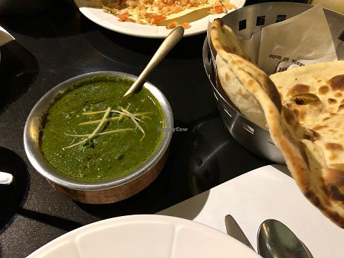 Vegan spinach curry at TAJ - Taste of Indian - 타지 in Seoul