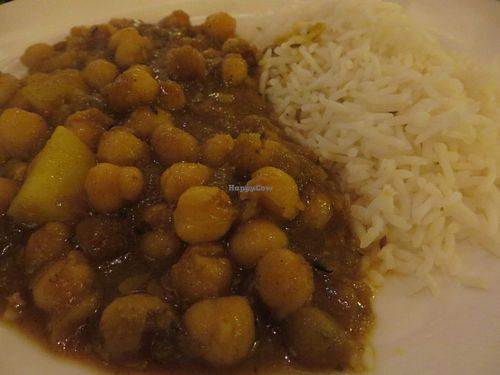 no. 35 channa vandaloo (chickpeas, potatoes, fresh tomatoes, onions, garlic, ginger, hot masala sauce, basmati rice) (vegan) at Star of India in Saarbrucken