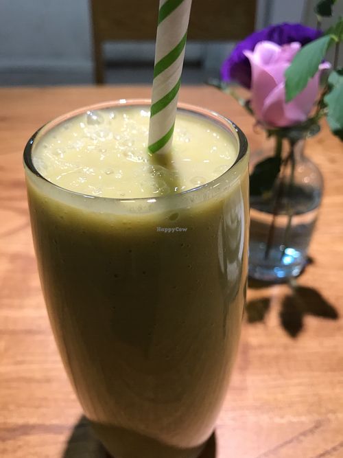 Avocado smoothie  at Ru if Vegan in Shanghai