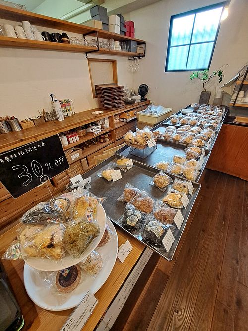 Scones for takeout at Guruatsu in Tokyo
