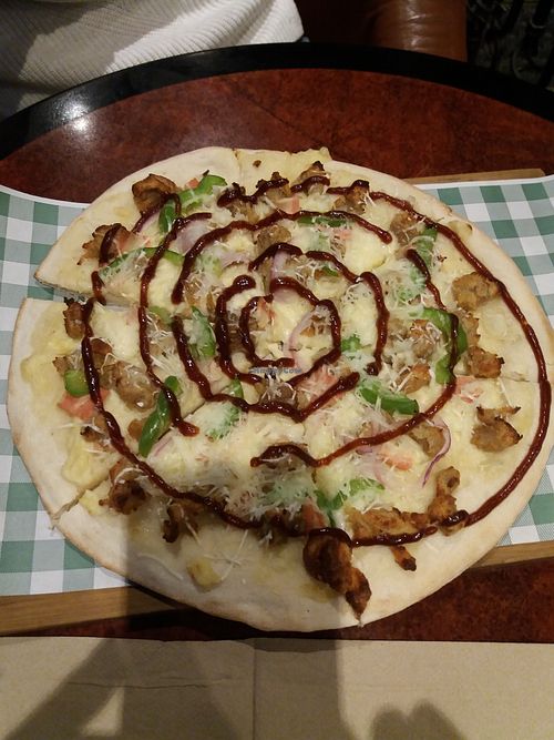 Cheesey pizza at The Green Lion Pub in Rozelle