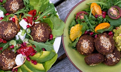 Our 100% natural & leguminous-based food solution can brighten any veggie or vegan salad of yours!  at Yumm'eat in Brussels