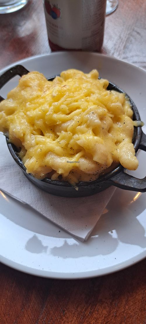 Vegan mac and cheese at Pizza Punks in Glasgow
