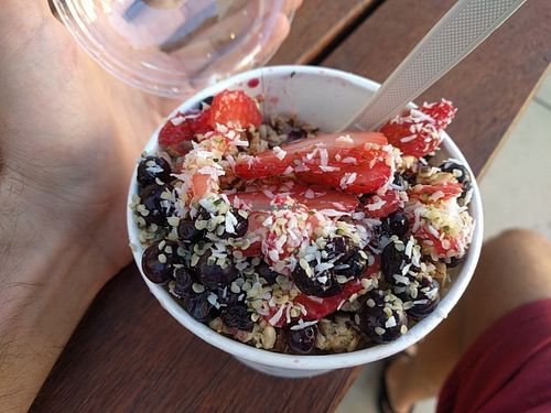 some delicious dragon fruit bowl at SunLife Organics in Manhattan Beach