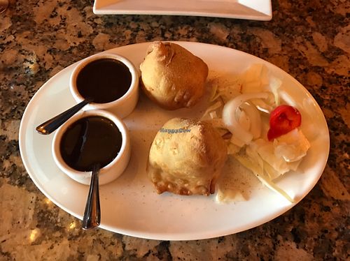 vegan vegetable Samosa at Aroma in Napa