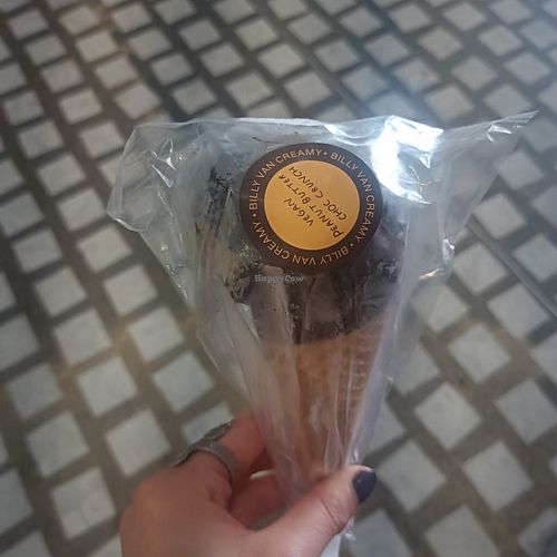 Billy Van Creamy choc top at Lido Cinemas in Hawthorn