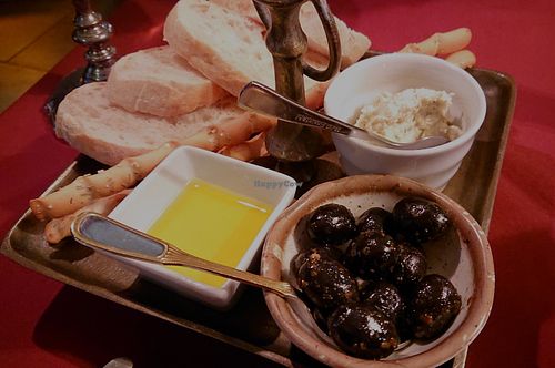 Artichoke spread, olives and bread at L'arte in Cucina in Dusseldorf