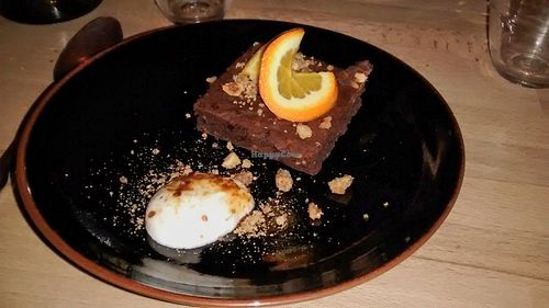 Chocolate cake at Primeur Cantine in Paris