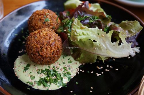 Falafels at Primeur Cantine in Paris