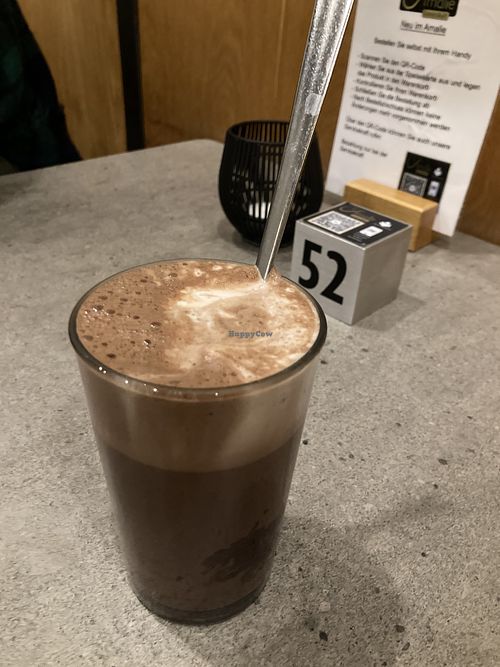 Vegane heiße Schokolade   at Amalie in Speyer