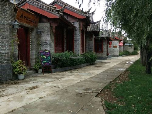 Avocado smoothie bar & cafe entrance at Avocado Smoothie Bar & Cafe in Lijiang