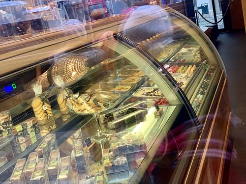 counter at Amorino - Oranienburger in Berlin